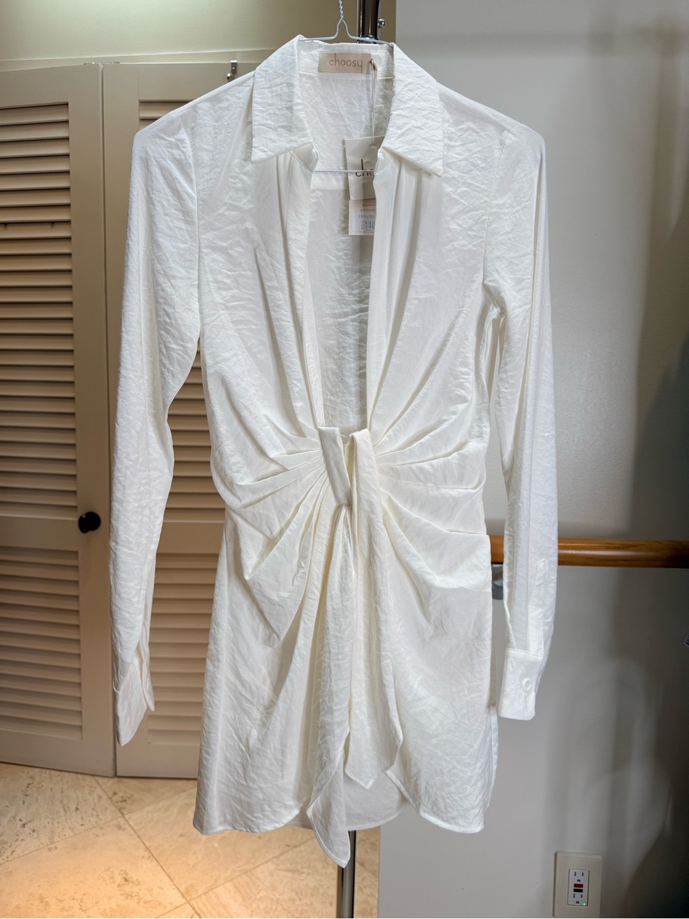 Choosy White Twist Front Ruched Shirt Mini Dress Size 0 NWT Flaw